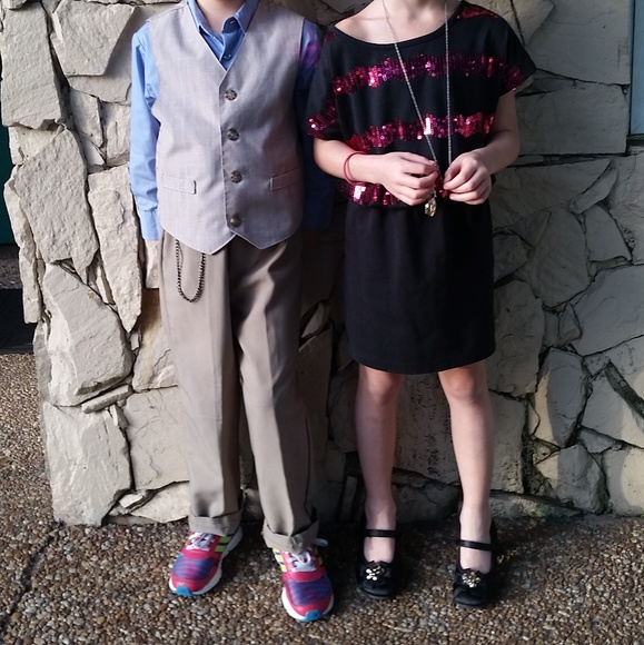 Super adorable party dress - Picture 5 of 5